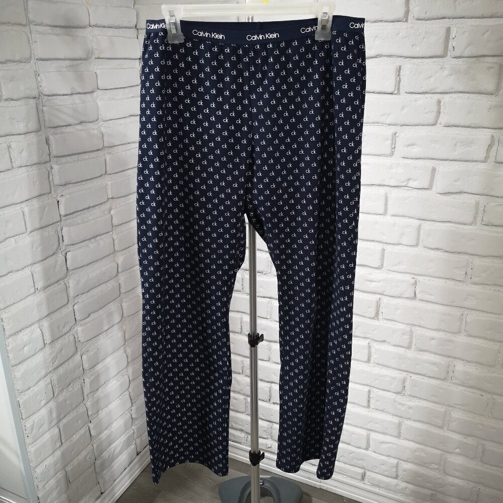 Calvin Klein Ladies Size Medium Navy W/ White Straight Legs Lounge Pants
